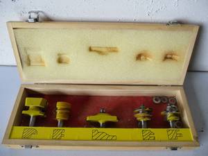 lot 23 image: Woodtek Professional Woodworking Router Shaper Bits in Wood Case.