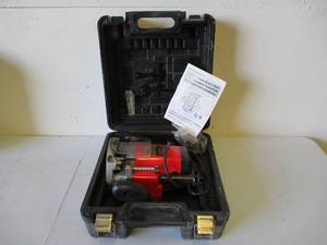 lot 30 image: Handy ToughTest Woodworking  12 Plunger Router with manual, case and accessories. Works.