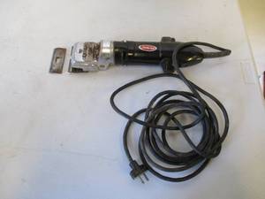 lot 44 image: Sunbeam Stewart Clipmaster AnimalLivestock Clippers with Blades.