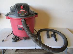 lot 48 image: Craftsman 20 Gallon Shop Vacuum. Works.