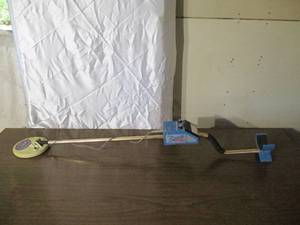 lot 52 image: Vintage Tesoro Metal Detector.