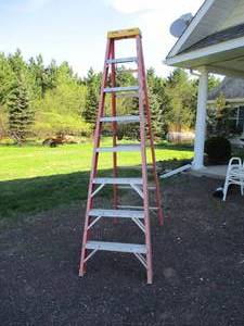 lot 56 image: Werner 8 ft. Fiberglass Ladder.