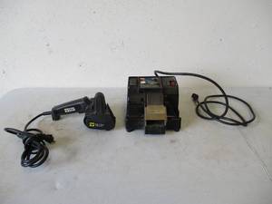 lot 97 image: Lot of 2 Sharpeners