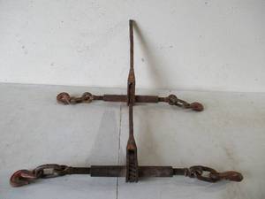 lot 157 image: Lot of 2 Load Binders