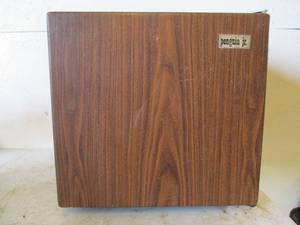 lot 177 image: Mini Refrigerator. Powered up and works.