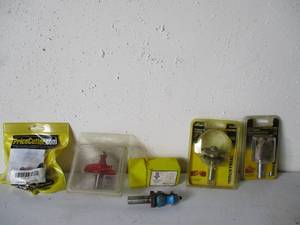 lot 195 image: Lot of various Router Cutting Bits