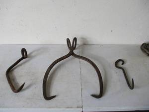 lot 199 image: Lot of Cast Iron Tools Ice Tong and Hay Hooks