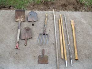 lot 235 image: Lot of Repairables Rake and Shovel parts