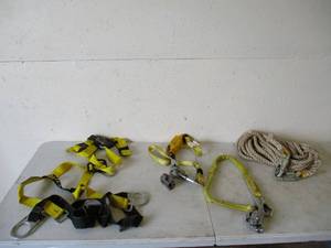 lot 238 image: Lot of Safety Harness Rigging