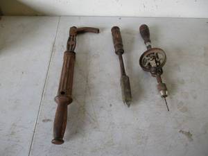 lot 261 image: Lot of Vintage Tools