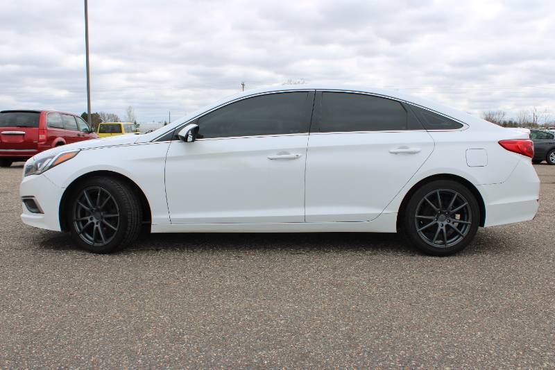 2017 Hyundai Sonata - 2 OWNERS