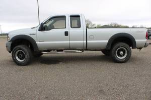 2006 Ford F350SD XLT - 4X4 - DIESEL