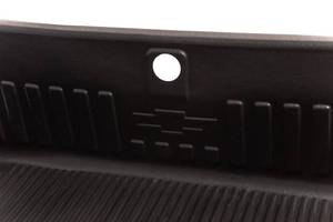 lot 180C image: NOS Genuine GM Bed & Tailgate Liner w Hardware Kit - Part No. 23221574, 22879304 & 23221581 - Fits 2014-2018 Chevrolet Silverado 150025003500 & GMC Sierra 150025003500 - 5.8 Box