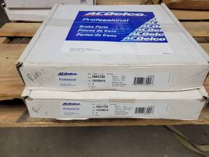 lot 197 image: NOS ACDelco Brake Rotor Set - Part No. 19255818