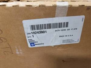 lot 221 image: NOS GM Roof Rack Assembly - Part No. 19243901 - Unsure if Complete - Fits 2009-2015 Chevrolet Traverse