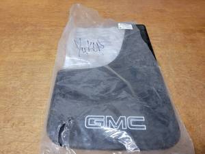 lot 251 image: NOS GM Splash Guards - Part No. 19213394 - no hardware