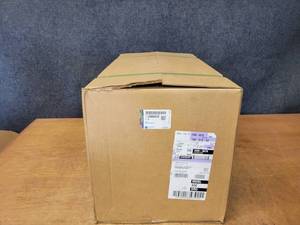 lot 263 image: NOS Genuine GM Headlamp Assembly - Part No. 15866078
