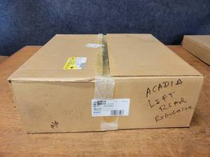 lot 273 image: NOS Genuine GM Window Regulator Assembly - Part No. 20785728