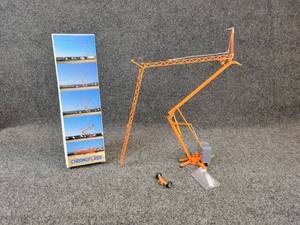 lot 54 image: CONRAD BPR-Cadillon Cadillon Chronoflash 28 Fast-Erecting Crane 150 Scale Diecast - Beautiful Detail