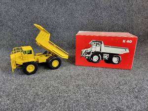 lot 62 image: NZG Models O&K K40 Mining Dump Truck  140 Scale Diecast Model