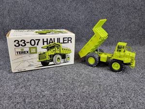 lot 63 image: NZG Models TEREX GM 33-07 Mining Dump Truck  140 Scale Diecast Model