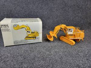 lot 69 image: CONRAD DEMAG H135S Hydraulic Excavator - 150 Scale Diecast Crane - Model 2772
