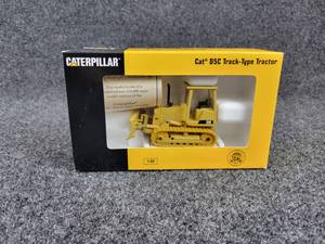 lot 78 image: JOAL Caterpillar D5C Bulldozer 150 Scale Diecast Model - #210 of 6900