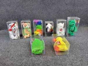 Lot of (8) Vintage TY Beanie Babies in Cases