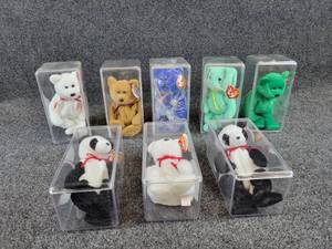Lot of (8) Vintage TY Beanie Babies in Cases