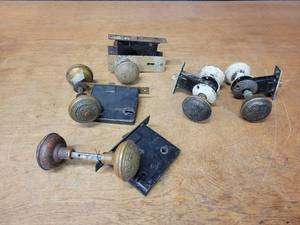 Lot of (5) Antique Door Knob Assemblies - 2 are matched, other 3 are not