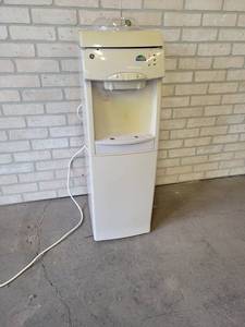 GE Water Cooler, Also has Hot Water - Tested and Works