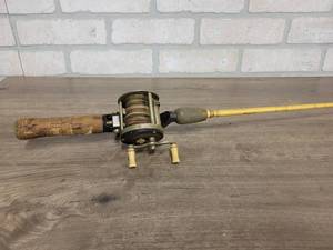 Vintage 1946 True Temper Fishing Pole (60) and Shakespeare Marhoff Open Face Reel