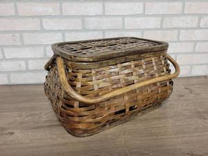 Vintage Fish Basket - About 18 x 12 x 10