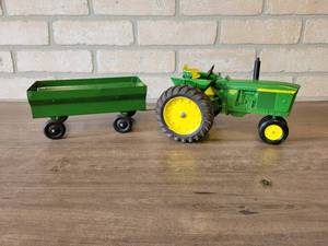 Diecast John Deere 3020 Diesel Tractor and Flare Wagon