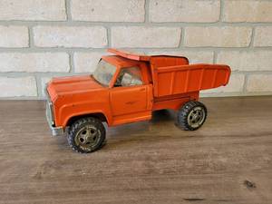 Vintage TONKA Pressed Steel Dump Truck - About 14 Long