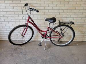 Raleigh Venture Womens Bike - 22 Wheel Diameter