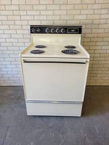 Whirlpool Electric Stove  Oven - Good Working Condition - 29.5 Wide