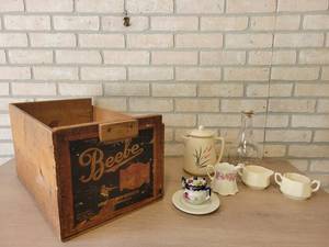 Vintage Apple Crate (19.5 x 12 x 10.5), Assorted China and More
