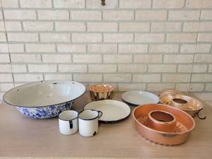 Large Enamelware Bowl (15.5 Diameter), Enamel Dishes, and Vintage JELL-O Molds