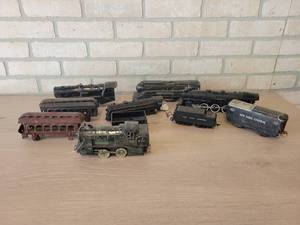 Lot of Antique Model Trains - Lionel, Marx and More