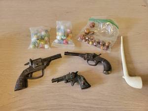 Vintage Toy Guns, Antique Marbles and Pipe
