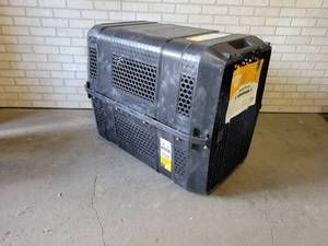 NEW Every Yay Large Dog Kennel - 39 x 26 x 31 - Has Wheels to roll around