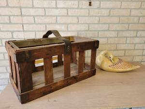 Vintage Wood Crate w Leather Strap (23 x 12 x 12) and Wood Goose