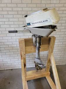 Chrysler 3.6HP Outboard Engine - Motor Stuck
