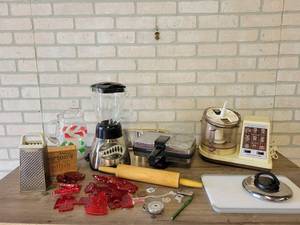 Oster Blender, Hamilton Beach Food Processor, Rolling Pin, Cookie Cutters and More