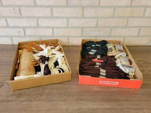Large Lot of Assorted Shoelaces