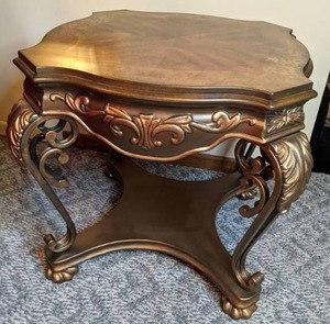 lot 56 image: Beautiful Wooden End Table with Cabriole Legs