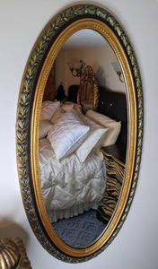 lot 17 image: Stunning Oval Mirror