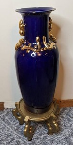 lot 93 image: Very Large Cobalt Blue and Gold Vase on a Gold Pedestal Stand