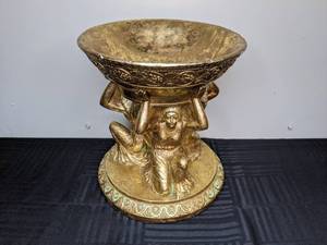 lot 256 image: Decorative Statue Centerpiece Bowl, Gold
